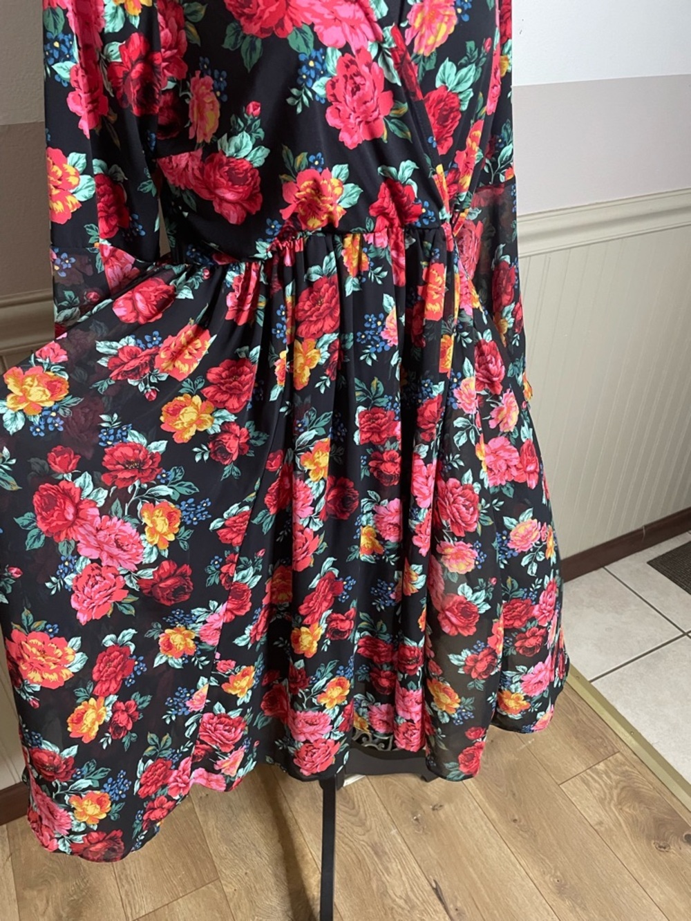 Torrid MINI CHIFFON AND STUDIO
KNIT SURPLICE
DRESS Black Floral Dress - Picture 5 of 17